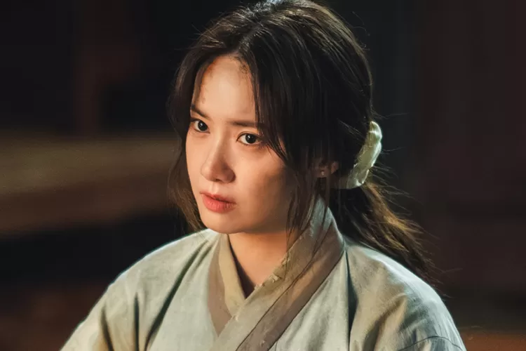 Yoona di drama Bon Appétit, Your Majesty. (Soompi)